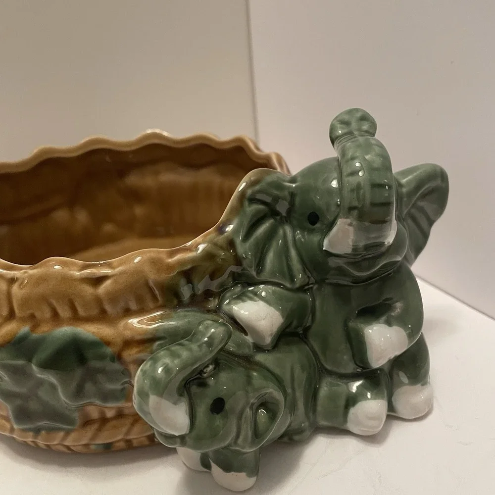 Vtg Majolica Style Elephant Planter Mother & Baby Bamboo Basket Ceramic Cachepot